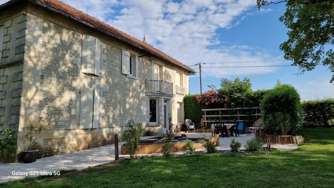 Вилла Logis De Pagnolet Ozillac Экстерьер фото
