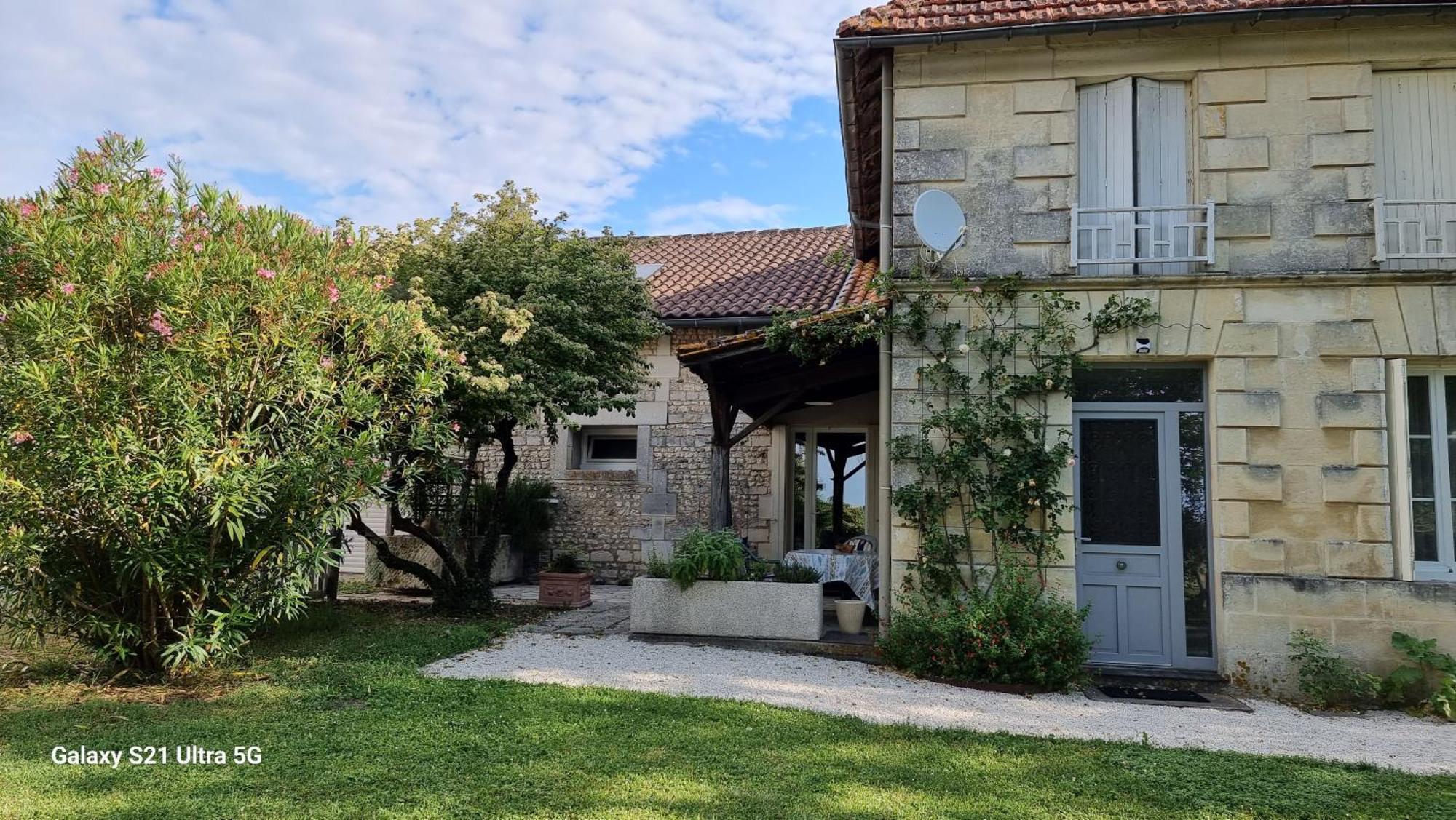 Вилла Logis De Pagnolet Ozillac Экстерьер фото
